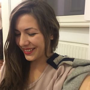 Meet your Posher, Ana